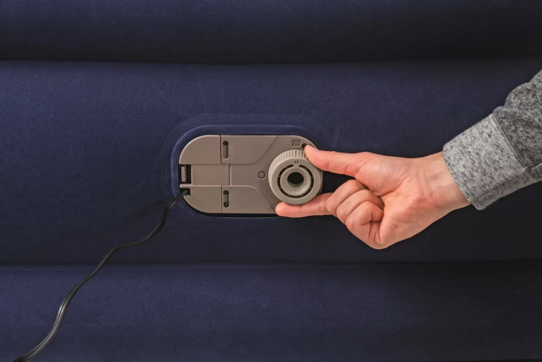 Sale Tritech Fashion Flock Air Mattress Queen 20" With Built-In Ac Pump And Antimicrobial Coating Indoor Air Mattresses