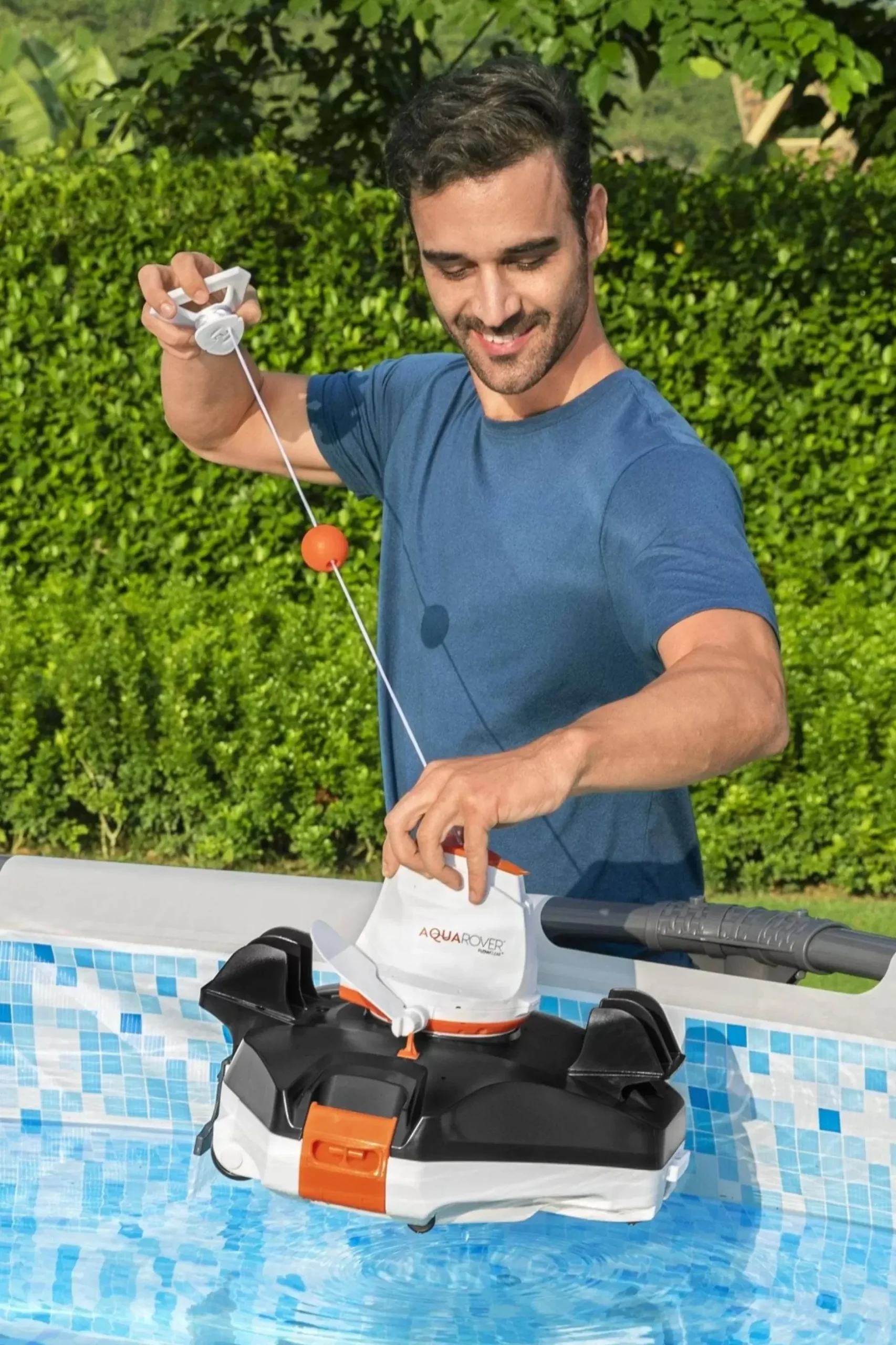 Cheap Flowclear Aquarover Autonomous Pool Cleaning Robot Pool Accessories