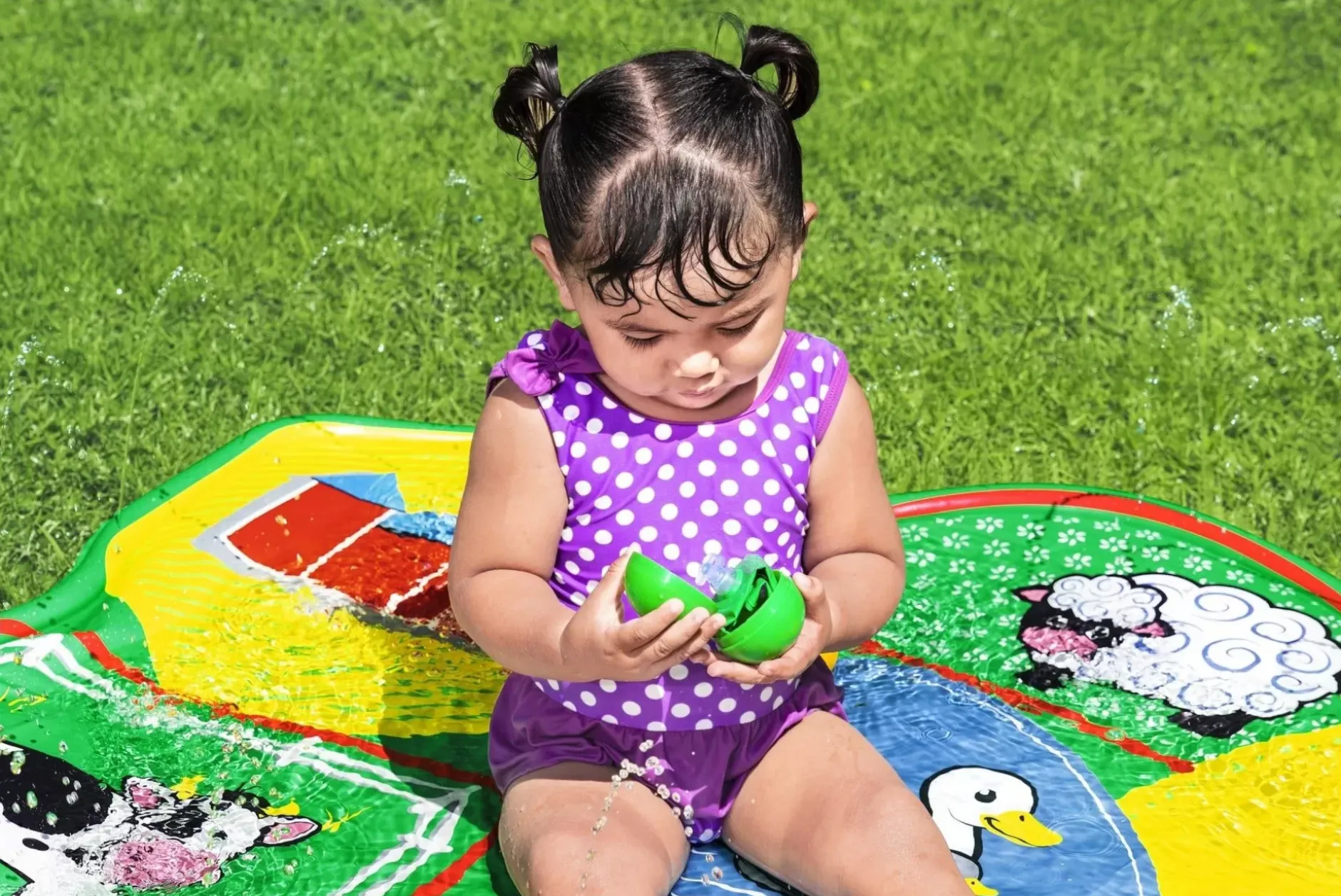 Best H2Ogo! Lil' Barnyard Babies Toddler Multicolor Sprinkler Splash Pad 65 In. X 44 In. Sprinklers