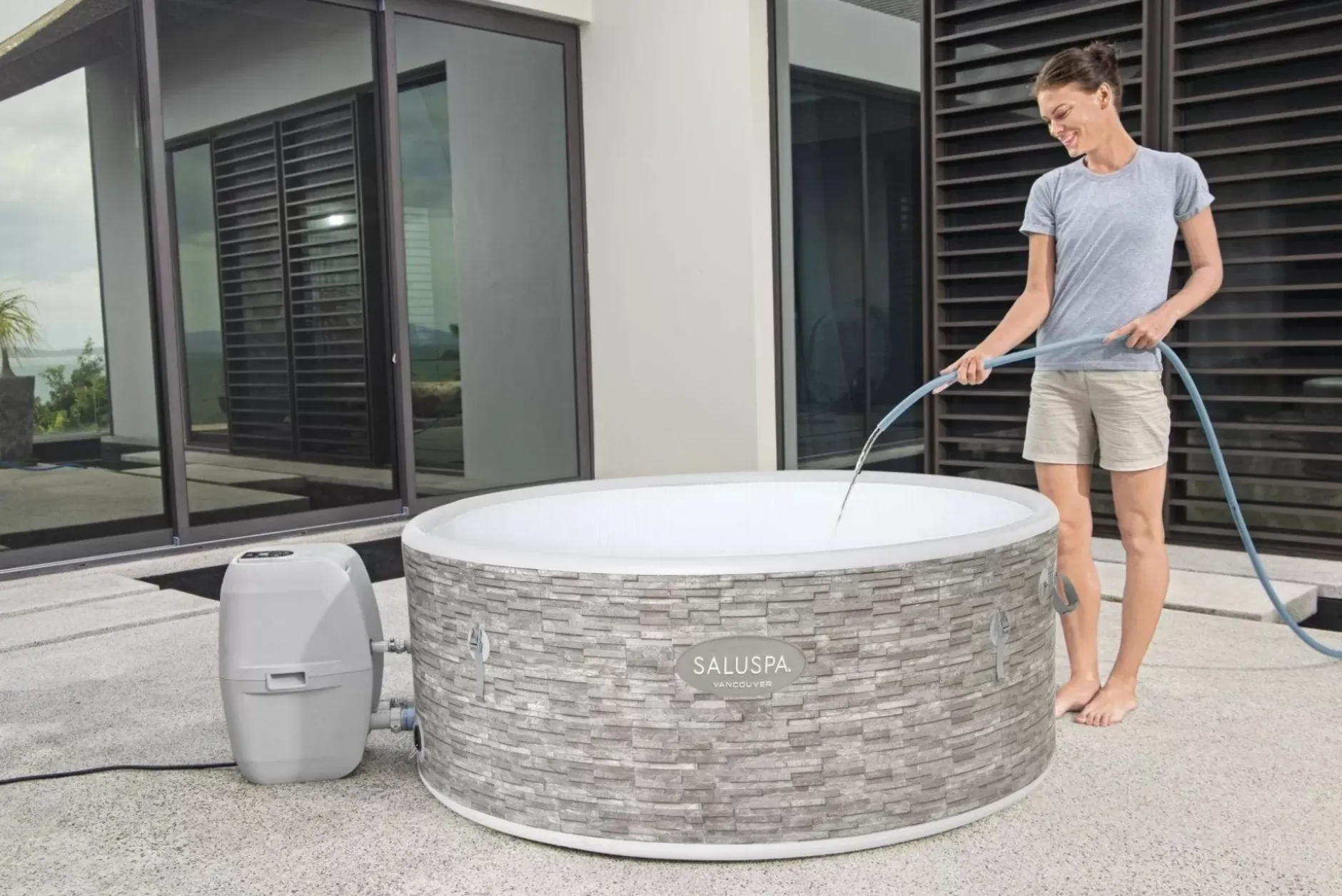 Clearance Saluspa Vancouver Airjet Plus Inflatable Hot Tub With App Control 3-5 Person Airjet